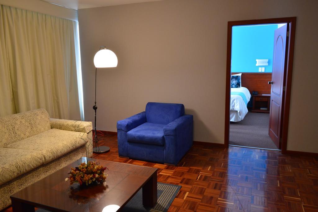 La Carolina Inn كويتو المظهر الخارجي الصورة